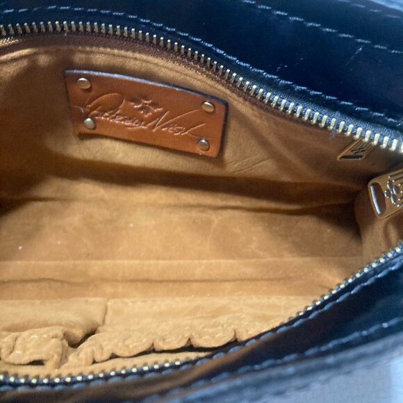 EUC Patricia Nash Tartan Leather set; Crossbody, Matching wallet and Mirror - Picture 10 of 15